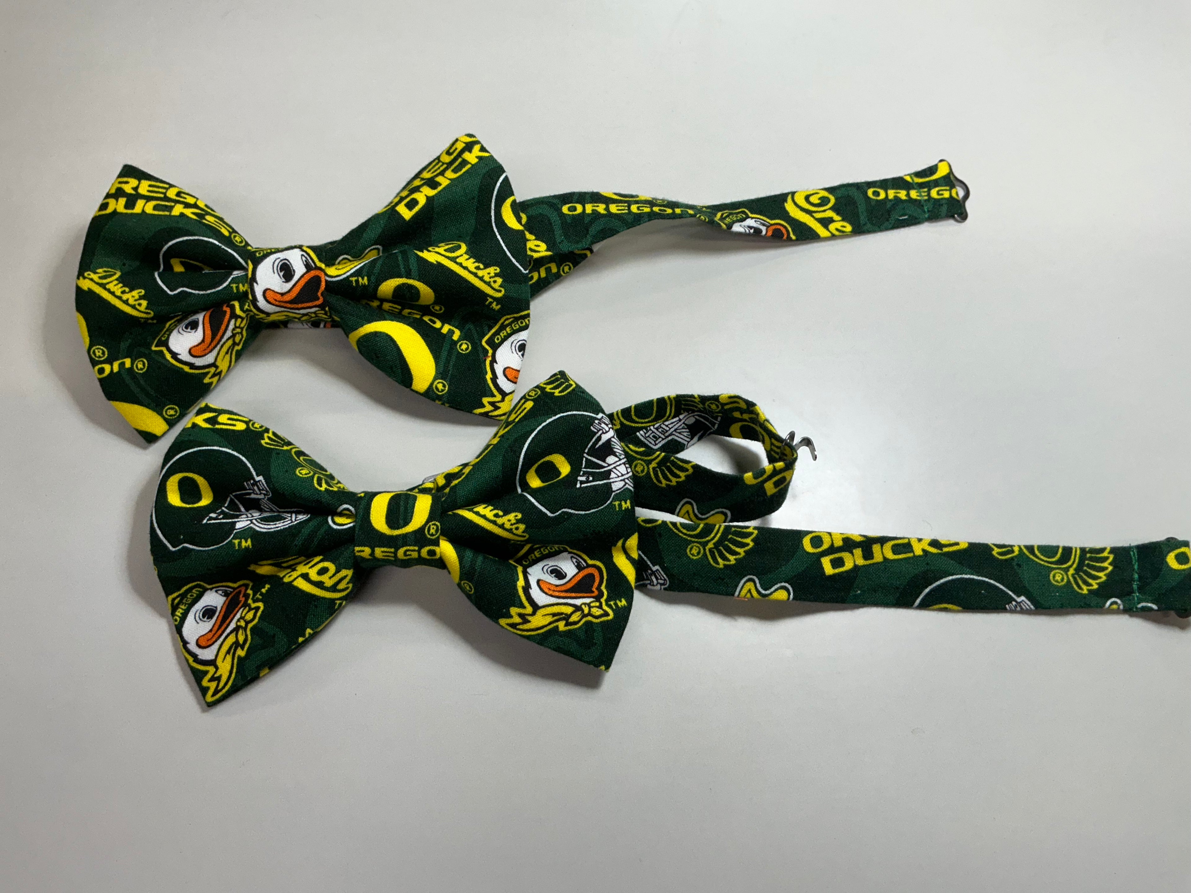 Oregon Ducks Bow Tie