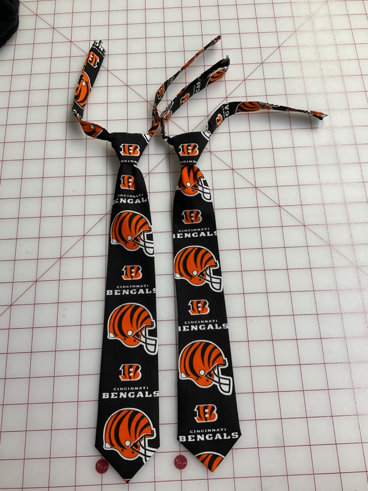 Cincinnati Bengals Kids to pre teen Pre-tied  Ties