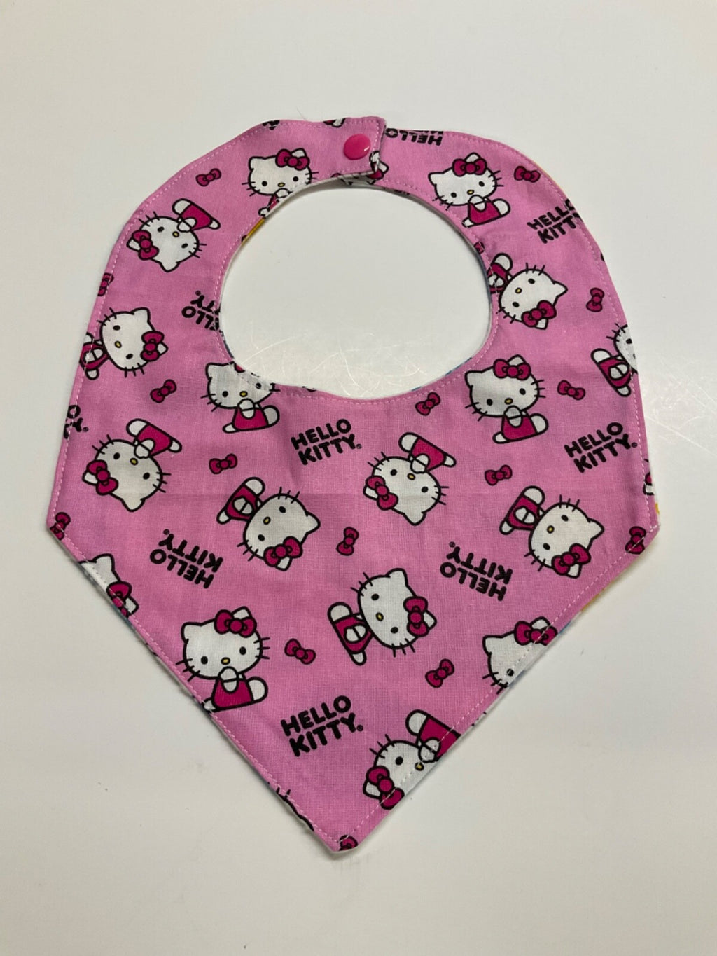 Hello Kitty (pink)Handmade bib,