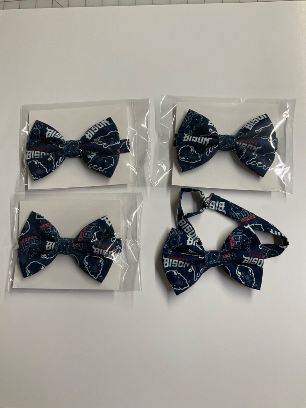 Howard Bisons  Pre-tied Bow Ties