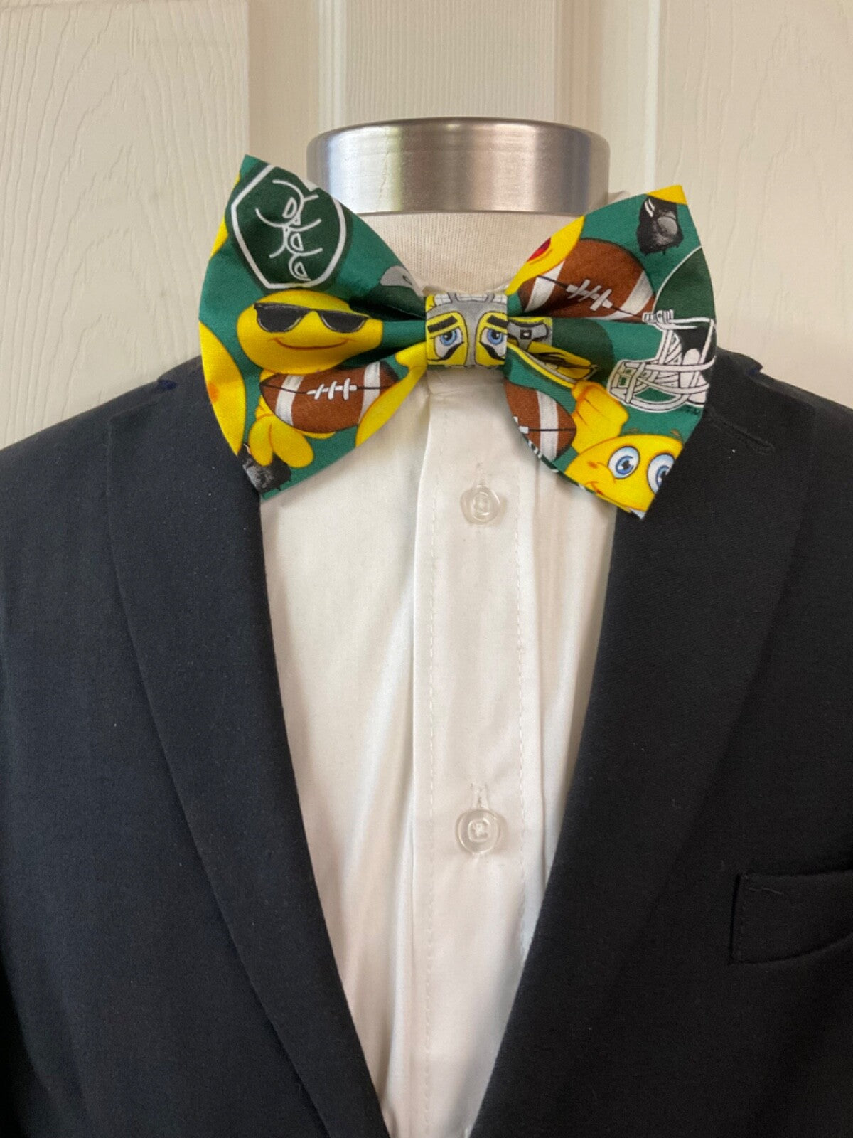 Oregon Ducks emoji Pre-tied Bow Ties