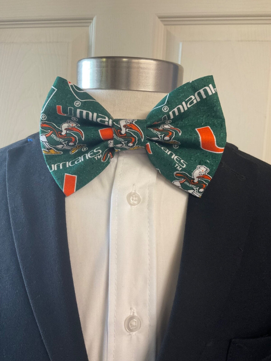 Miami Harricanes Pre-tied Bow Ties