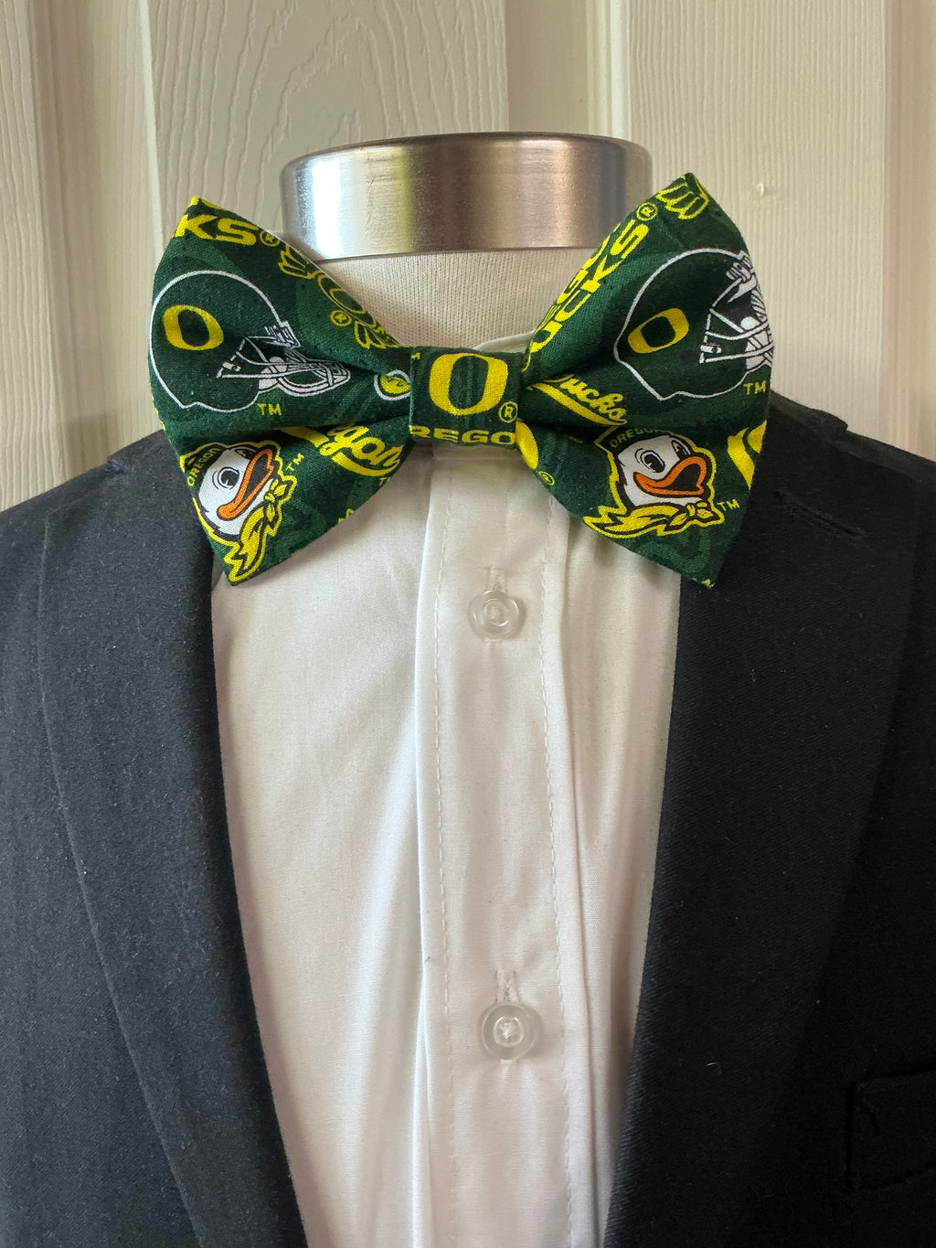 Oregon Ducks Bow Tie