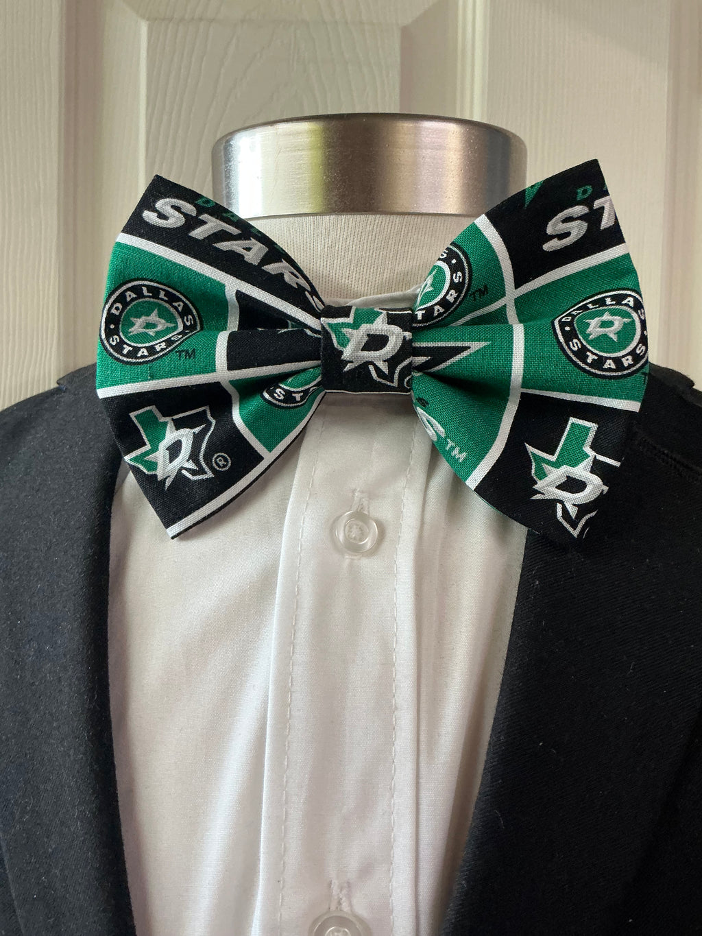 Dallas Star handmade Bow Tie