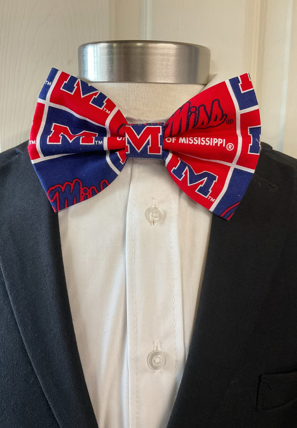 Ole Miss Bow Tie
