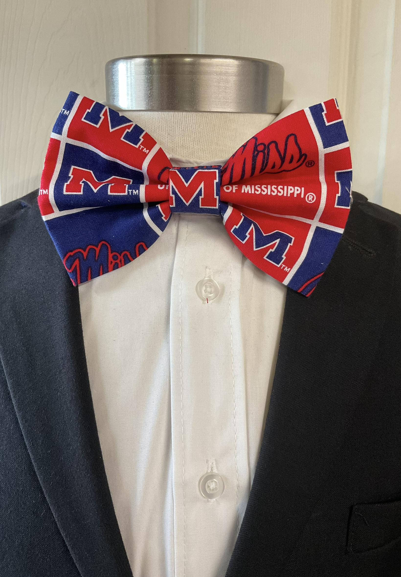 Ole Miss Bow Tie