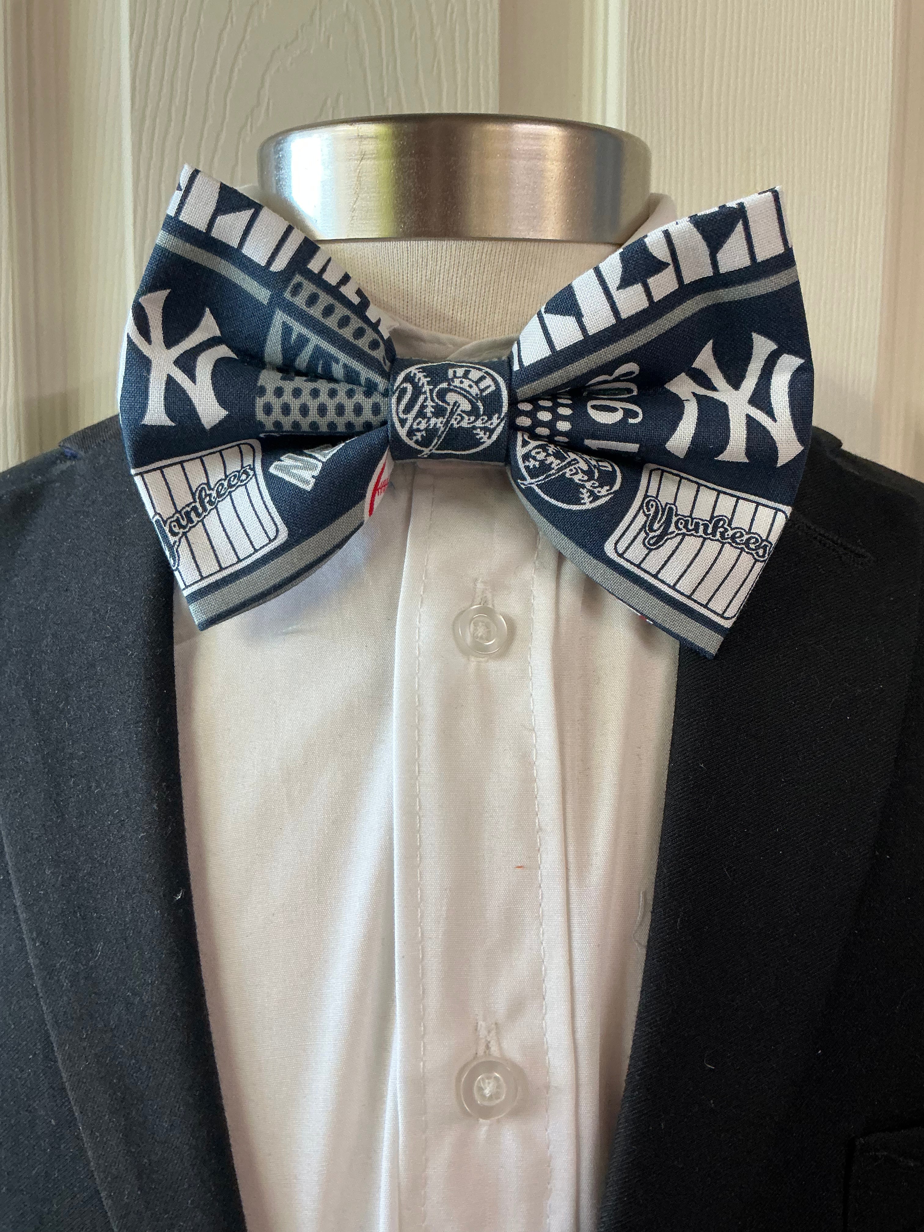 NY YANKEES Bow tie