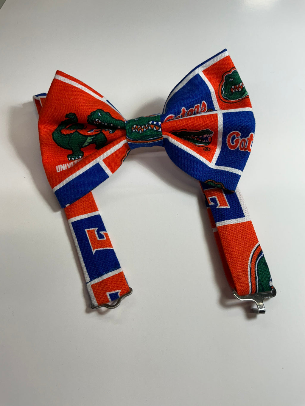Florida Gators bow tie
